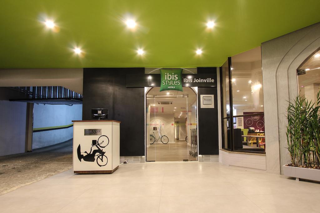 Ibis Styles Жоинвили Экстерьер фото